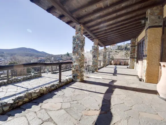 Commercial Property In Vasilika, Greece (160 M²)