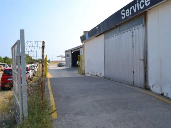 Business In Nea Alikarnassos, Greece (5.700 M²)