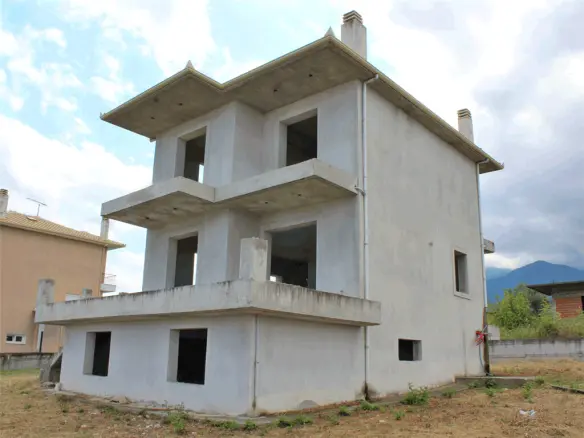 3-bedroom Detached House In Easts Olimpos, Greece (180 M²)