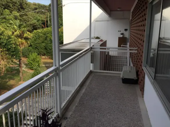 3-bedroom Flat In Panorama, Greece (650 M²)