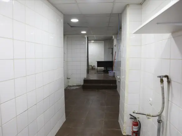 Commercial Property In Center – Port, Greece (374 M²)