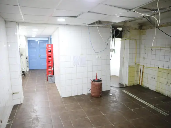 Commercial Property In Center – Port, Greece (374 M²)
