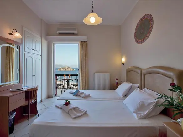 Hotel In Asini, Greece (1.450 M²)