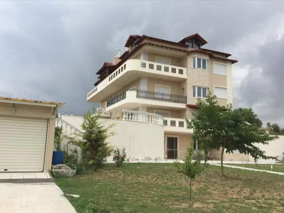 7-bedroom Detached House In Epanomi, Greece (560 M²)