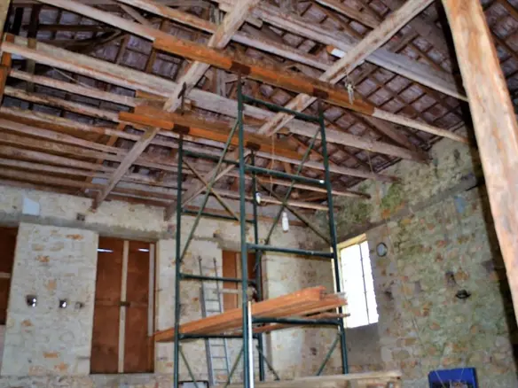 Detached House In Corfu, Greece (350 M²)
