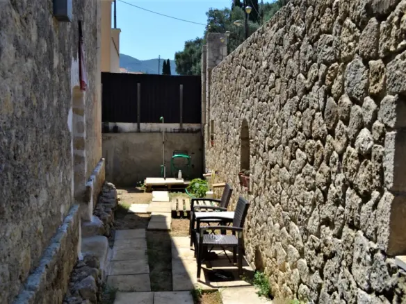 Detached House In Corfu, Greece (350 M²)