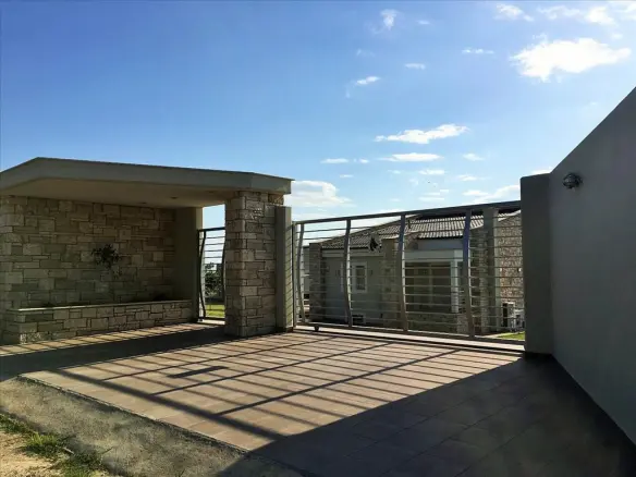 5-bedroom Detached House In Thermaikos, Greece (410 M²)