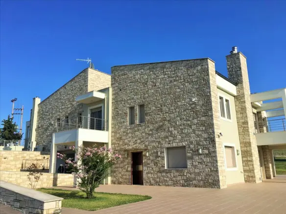5-bedroom Detached House In Thermaikos, Greece (410 M²)