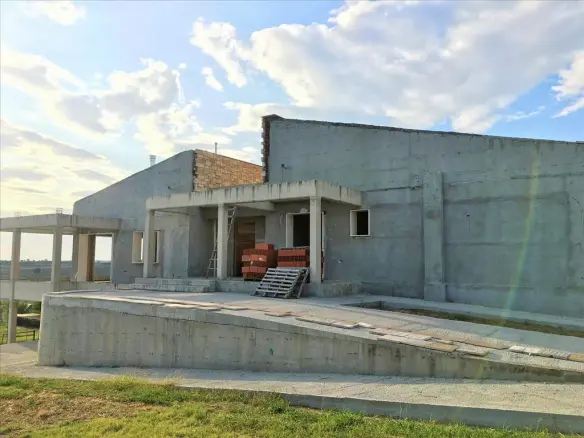5-bedroom Detached House In Thermaikos, Greece (410 M²)