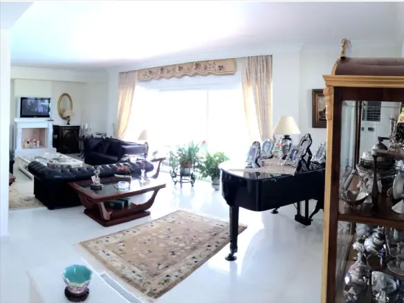 3-bedroom Villa In Saronida, Greece (330 M²)