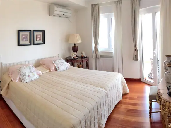 3-bedroom Villa In Saronida, Greece (330 M²)