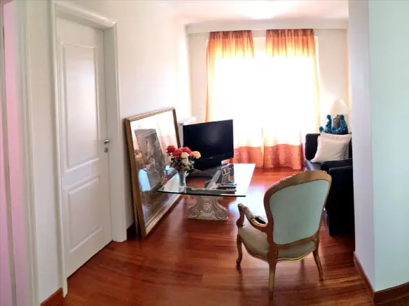 3-bedroom Villa In Saronida, Greece (330 M²)
