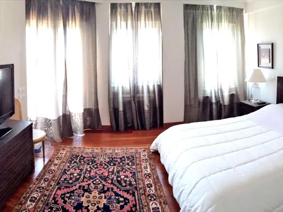 3-bedroom Villa In Saronida, Greece (330 M²)