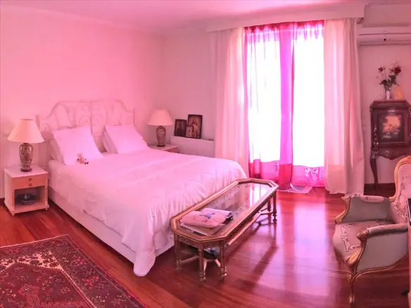 3-bedroom Villa In Saronida, Greece (330 M²)