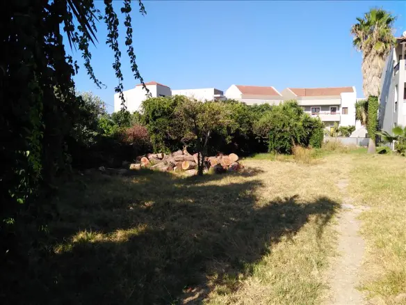 Land In Platanias, Greece
