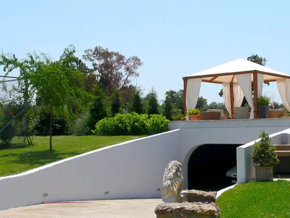 5-bedroom Villa In Greece (630 M²)