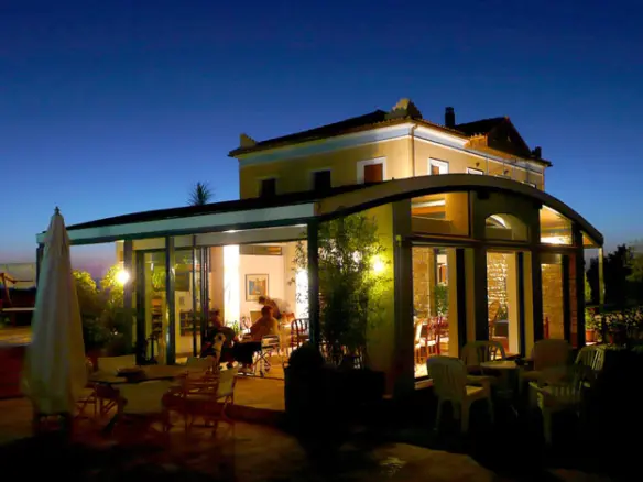 5-bedroom Villa In Greece (630 M²)