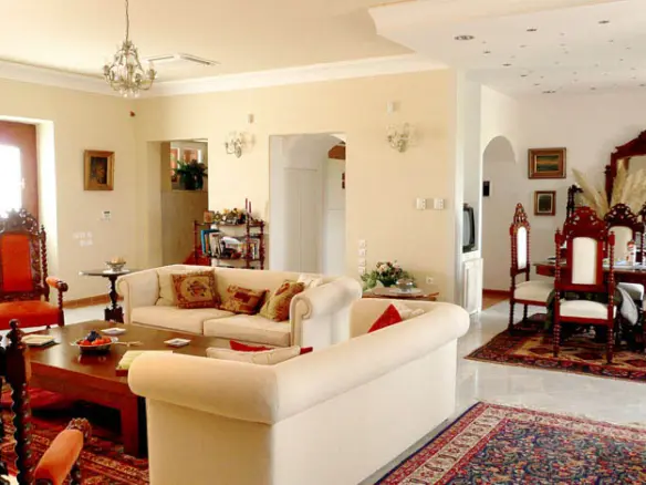 5-bedroom Villa In Greece (630 M²)