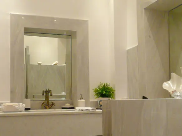 5-bedroom Villa In Greece (630 M²)