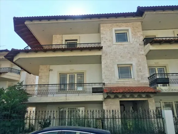 6-bedroom Detached House In Panorama, Greece (400 M²)