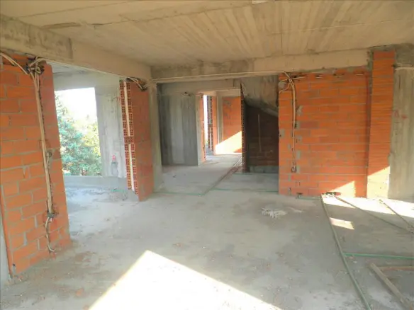 5-bedroom Maisonette In Mikra, Greece (270 M²)