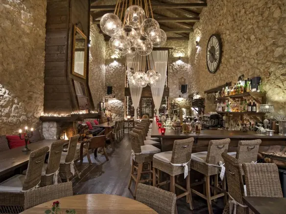 Hotel In Parnassos, Greece (510 M²)