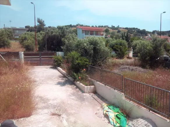 5-bedroom Detached House In Greece (200 M²)