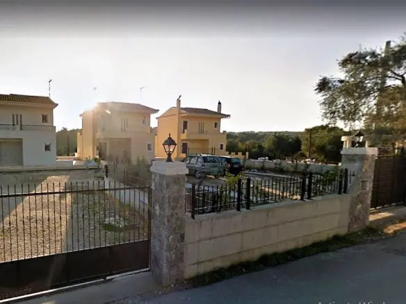 3-bedroom Maisonette In Corfu, Greece (185 M²)
