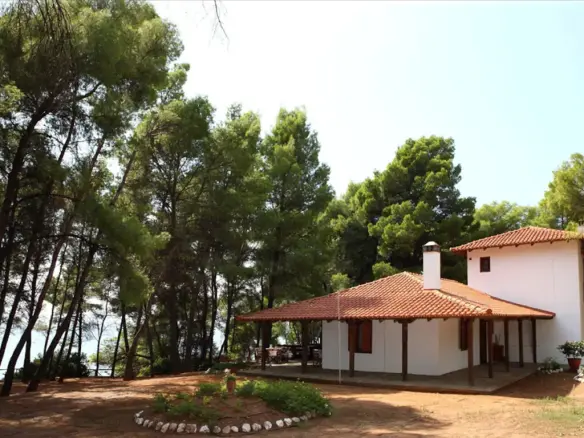 5-bedroom Detached House In Sithonia, Greece (175 M²)