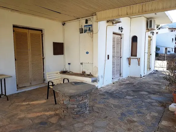 Business In Agios Nikolaos, Greece (330 M²)