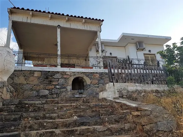 Business In Agios Nikolaos, Greece (330 M²)
