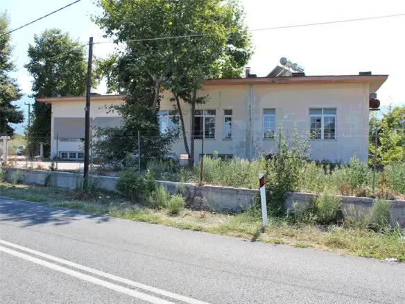 Business In Easts Olimpos, Greece (470 M²)