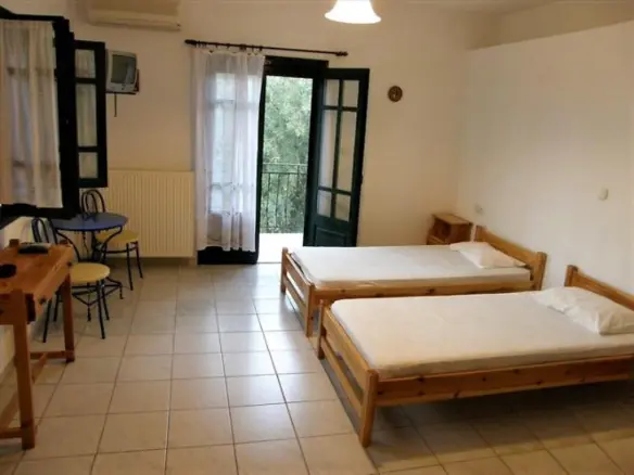Hotel In Margariti, Greece (330 M²)