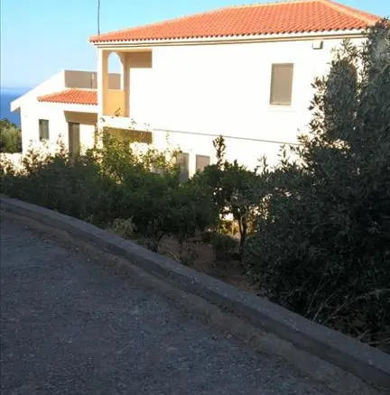 Detached House In Gazi, Greece (372 M²)