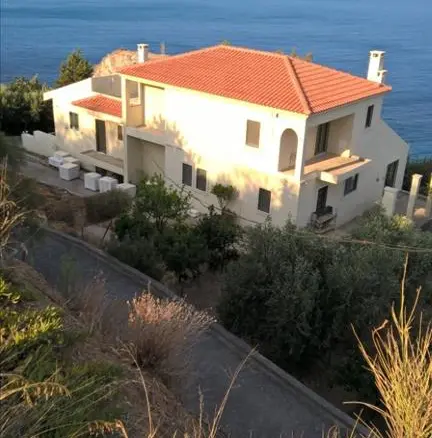 Detached House In Gazi, Greece (372 M²)