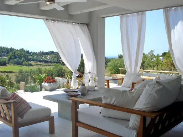 4-bedroom Villa In Kassandra, Greece (180 M²)