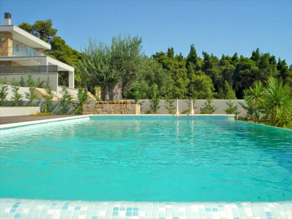 4-bedroom Villa In Kassandra, Greece (180 M²)