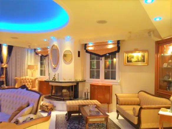 4-bedroom Maisonette In Panorama, Greece (250 M²)