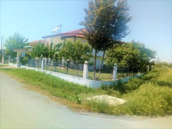 4-bedroom Detached House In Plati, Greece (375 M²)