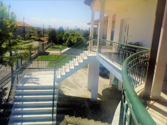 4-bedroom Detached House In Plati, Greece (375 M²)