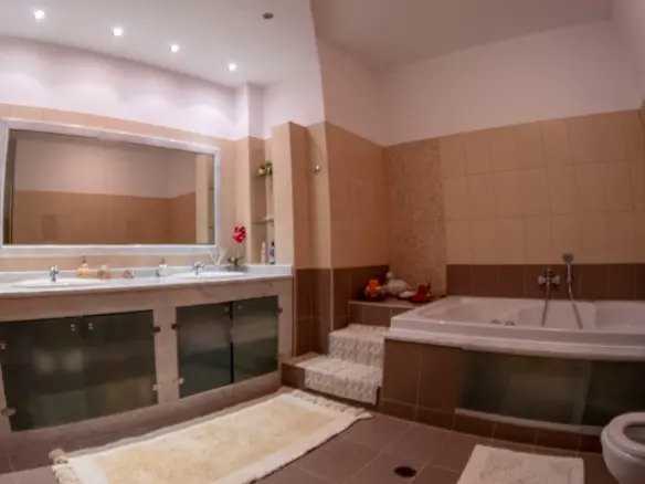 5-bedroom Detached House In Gouves, Greece (420 M²)