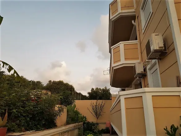 Business In Chersonisos, Greece (540 M²)