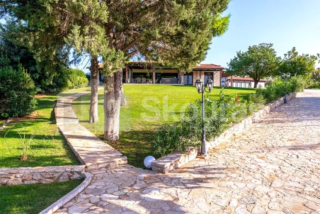 5a438707fa114812bbaf80af7016cae3