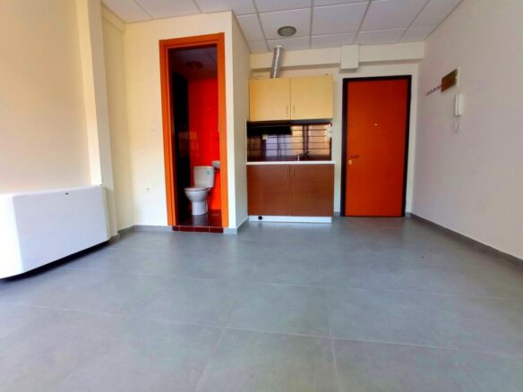 Complex In Vardaris – Lahanokipi, Greece (78 M²)