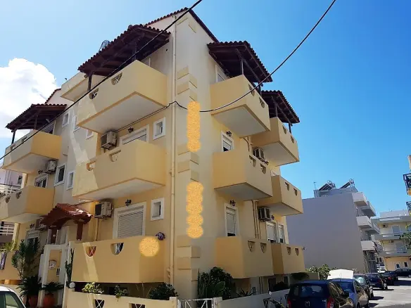 Business In Chersonisos, Greece (580 M²)