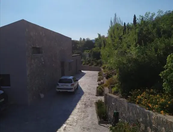 3-bedroom Villa In Megara, Greece (300 M²)