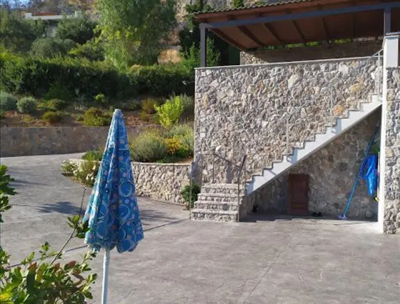 3-bedroom Villa In Megara, Greece (300 M²)
