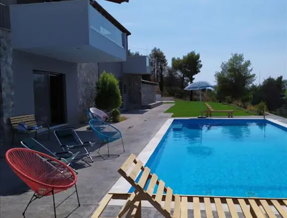 3-bedroom Villa In Megara, Greece (300 M²)
