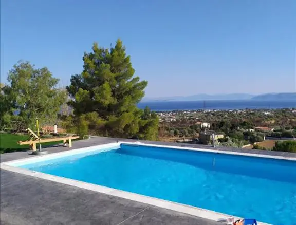 3-bedroom Villa In Megara, Greece (300 M²)