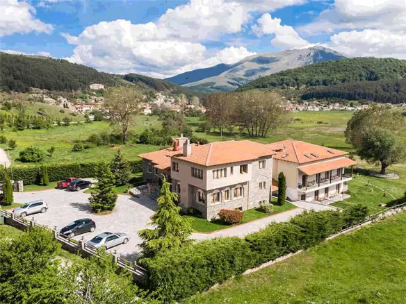 Hotel Property 1350 M² Located In Northern Greece